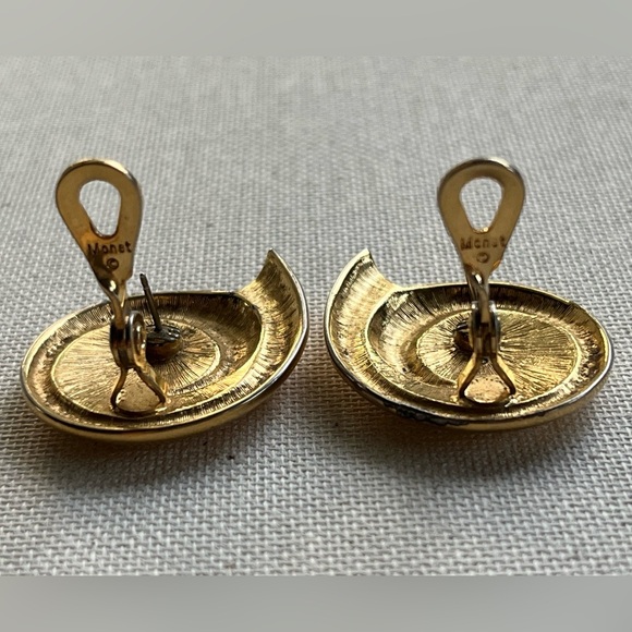 Monet Gold Swirl Clip-On Earrings - Picture 1 of 3